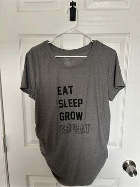 Time and Tru Gray Short Sleeve Graphic Tee - Eat Sleep Grow Repeat